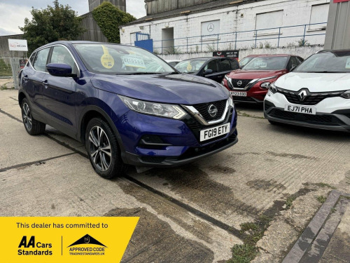 Nissan Qashqai  1.3 DIG-T Visia Euro 6 (s/s) 5dr