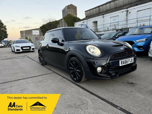 MINI Hatch  2.0 Cooper S Euro 6 (s/s) 3dr