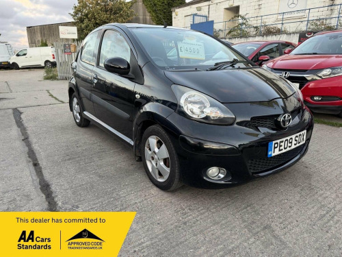 Toyota AYGO  1.0 VVT-i Black MultiMode Euro 4 5dr (AC)