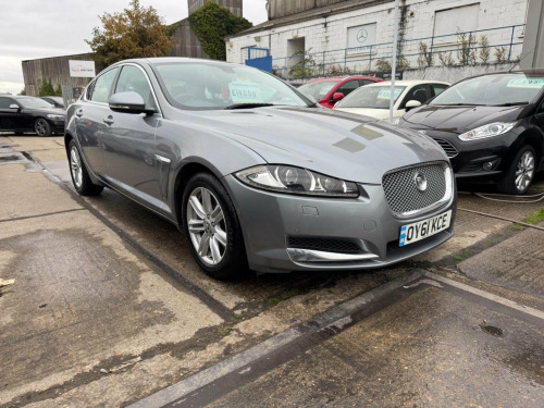 Jaguar XF  2.2d Luxury Auto Euro 5 (s/s) 4dr