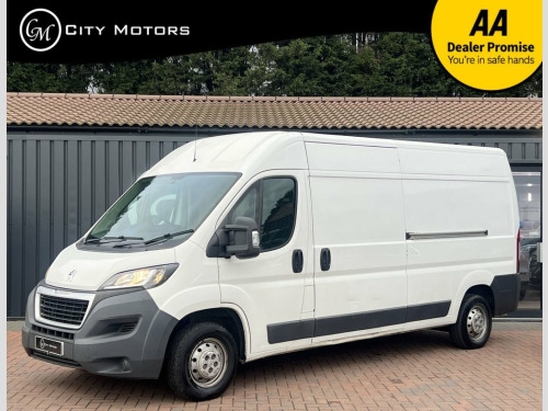 Peugeot Boxer  2.0 BlueHDi 335 Professional Panel Van 5dr Diesel 