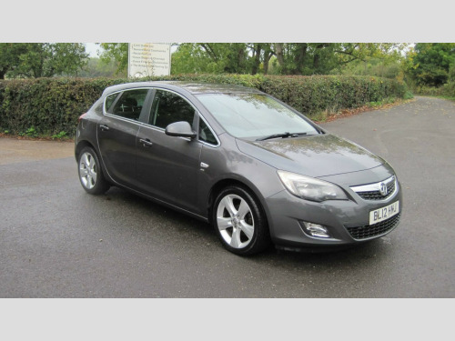 Vauxhall Astra  1.6 16v SRi Euro 5 5dr