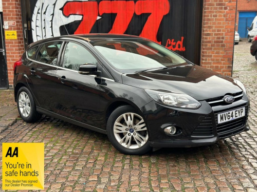 Ford Focus  1.0T EcoBoost Titanium Navigator Hatchback 5dr Pet