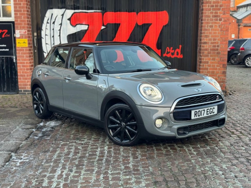 MINI Hatch  2.0 Cooper SD Hatchback 5dr Diesel Auto 6Spd Euro 