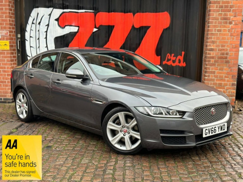 Jaguar XE  2.0d Portfolio Saloon 4dr Diesel Auto Euro 6 (s/s)