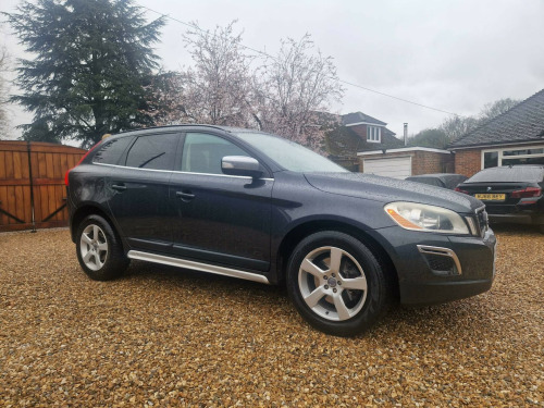 Volvo XC60  2.4 D5 R-Design Geartronic AWD Euro 5 5dr