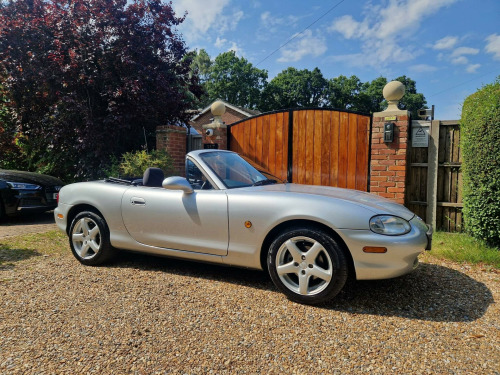 Mazda MX-5  1.8 2dr