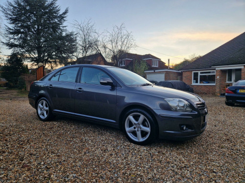 Toyota Avensis  2.2 D-4D T4 5dr