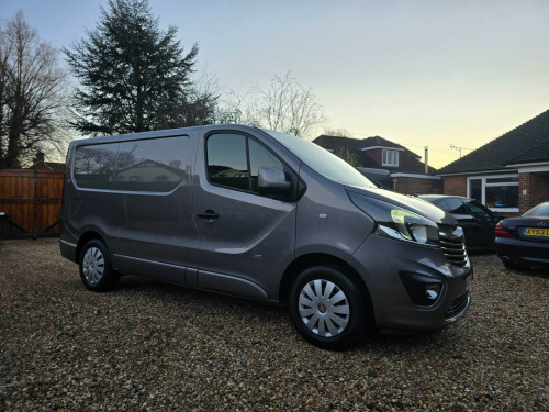 Vauxhall Vivaro  1.6 CDTi 2700 BiTurbo ecoFLEX Sportive L1 H1 Euro 5 (s/s) 5dr