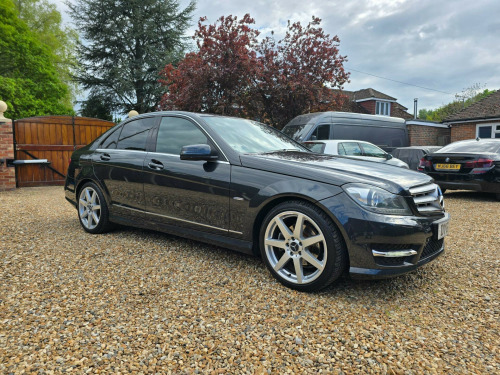 Mercedes-Benz C-Class C180 1.8 C180 BlueEfficiency Sport Edition 125 G-Tronic+ Euro 5 (s/s) 4dr