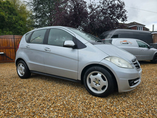 Mercedes-Benz A-Class A180 2.0 A180 CDI Classic SE CVT 5dr