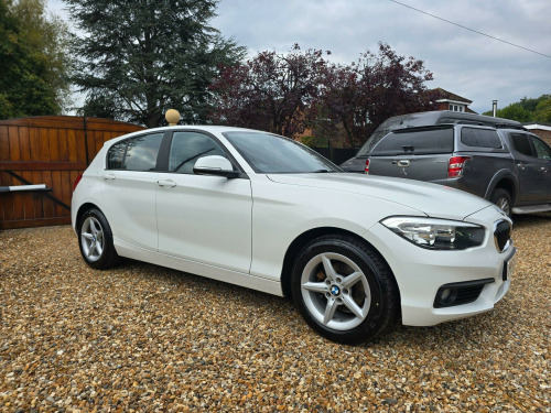 BMW 1 Series  2.0 118d SE Euro 6 (s/s) 5dr