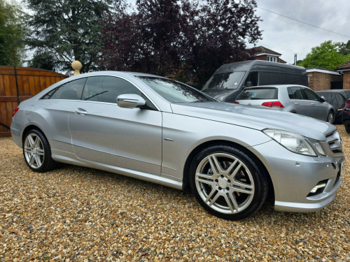Mercedes-Benz E-Class E250 2.1 E250 CDI BlueEfficiency Sport Tiptronic Euro 5 2dr