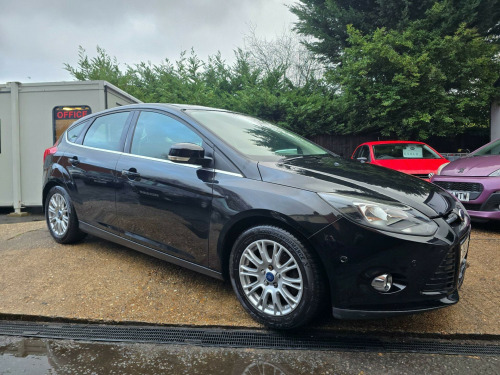 Ford Focus  1.6T EcoBoost Titanium Euro 5 (s/s) 5dr 