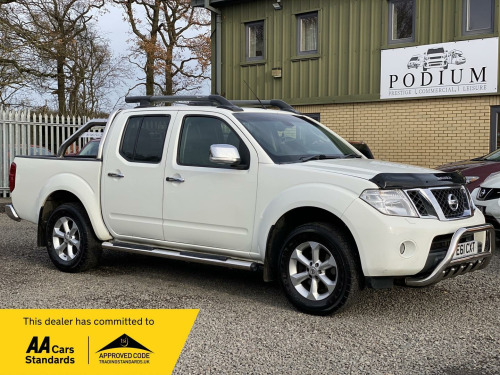 Nissan Navara  2.5 dCi Tekna 4WD Euro 4 4dr