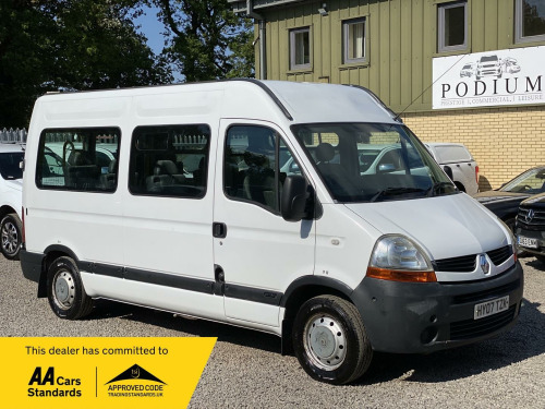 Renault Master  2.5 TD dCi 33 FWD L2 H2 4dr