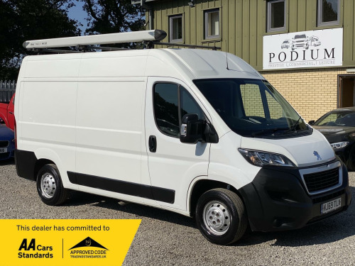 Peugeot Boxer  2.2 BlueHDi 335 Professional L2 H2 Euro 6 (s/s) 5dr