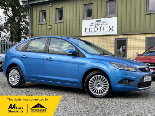 Ford Focus  1.6 Titanium 5dr