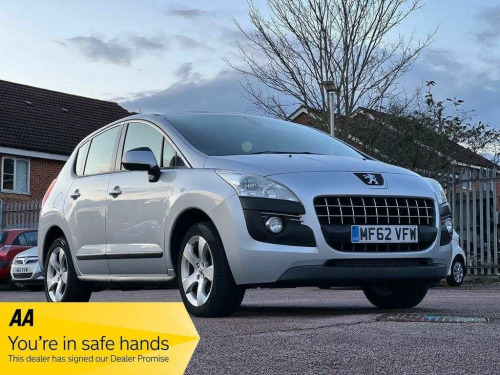 Peugeot 3008 Crossover  1.6 HDi Active SUV 5dr Diesel Manual Euro 5 (112 ps)