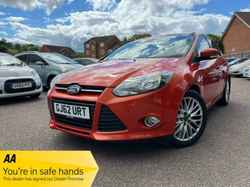 Ford Focus  1.0T EcoBoost Zetec Euro 5 (s/s) 5dr