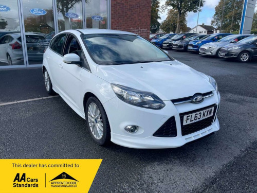 Ford Focus  1.6T EcoBoost Zetec S Euro 5 (s/s) 5dr