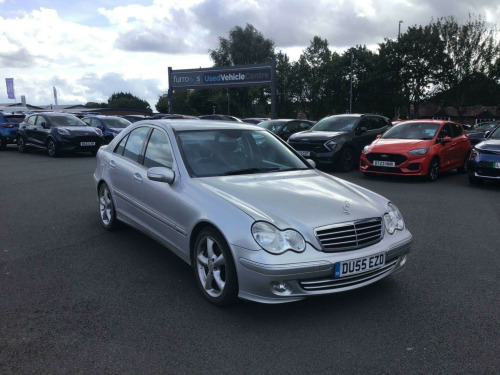 Mercedes-Benz C-Class C180 Kompressor 1.8 C180 Kompressor Avantgarde SE 4dr