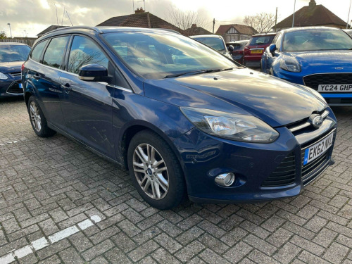 Ford Focus  1.0T EcoBoost Titanium Euro 5 (s/s) 5dr 