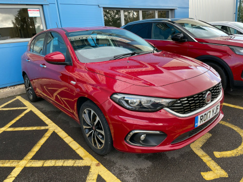 Fiat Tipo  1.4 MPI Lounge Hatchback 5dr Petrol Manual Euro 6 (95 ps)