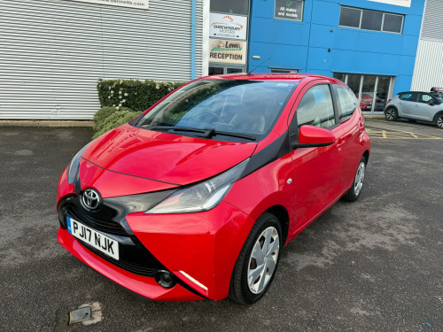 Toyota AYGO  1.0 VVT-i x-play Hatchback 5dr Petrol Manual Euro 6 (68 ps) 