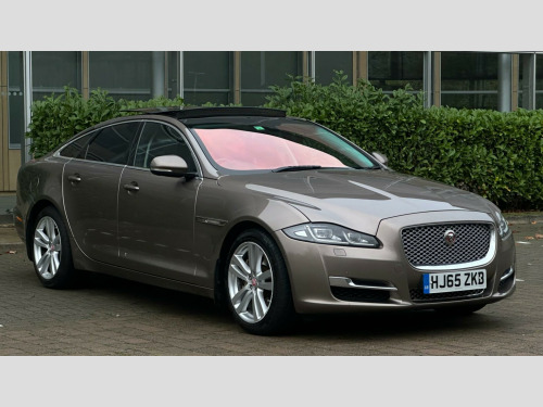 Jaguar XJ  3.0d V6 Premium Luxury Auto Euro 6 (s/s) 4dr