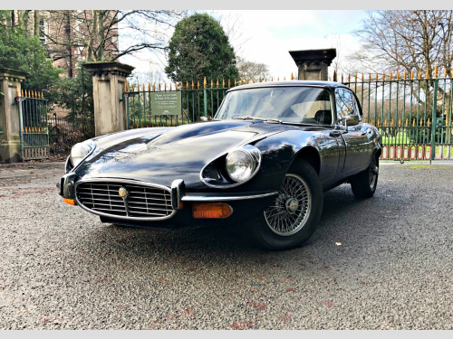 Jaguar E-Type 2+2 V12 MANUAL