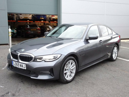 BMW 3 Series  2.0 330e 12kWh SE Pro Saloon 4dr Petrol Plug-in Hy