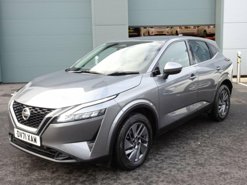 Nissan Qashqai  1.3 DIG-T MHEV Acenta Premium XTRON Euro 6 (s/s) 5