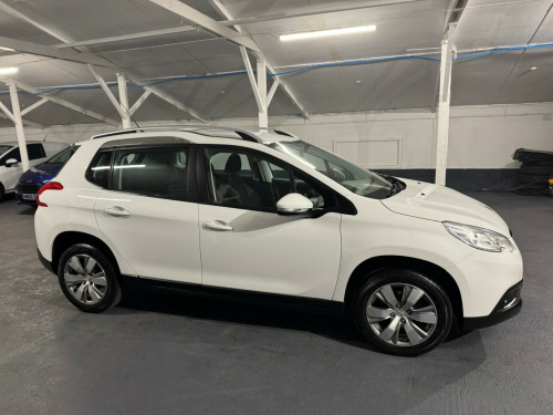 Peugeot 2008 Crossover  1.2 VTi PureTech Active Euro 5 5dr