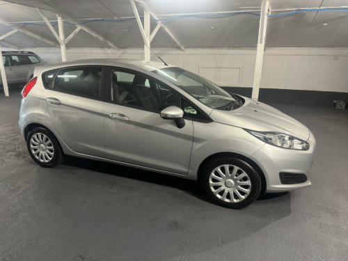Ford Fiesta  1.5 TDCi Style Euro 5 5dr