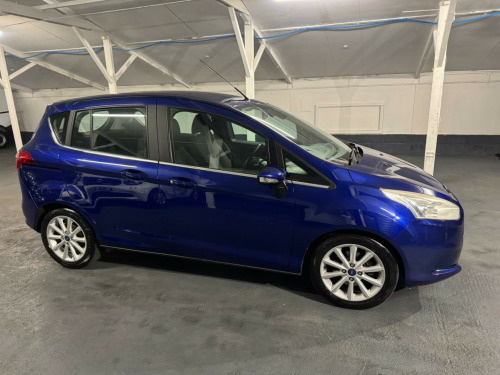Ford B-Max  1.0T EcoBoost Titanium Euro 5 5dr