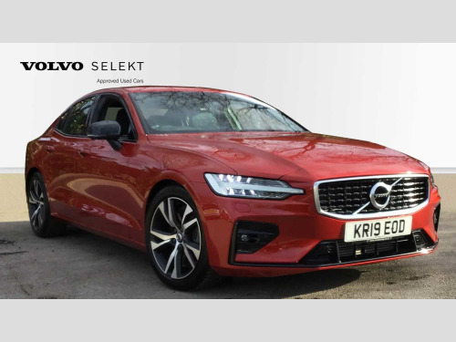 Volvo S60  T5 R-Design Nav Edition (Pilot Assist,Front & Rear Park Assist, Smartphone)