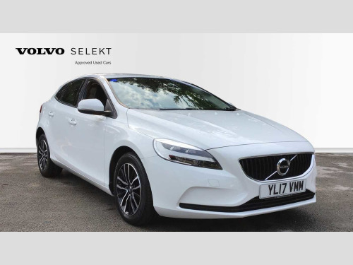 Volvo V40  D2 Momentum Manual ( One Owner Full Volvo Service Hiatory )