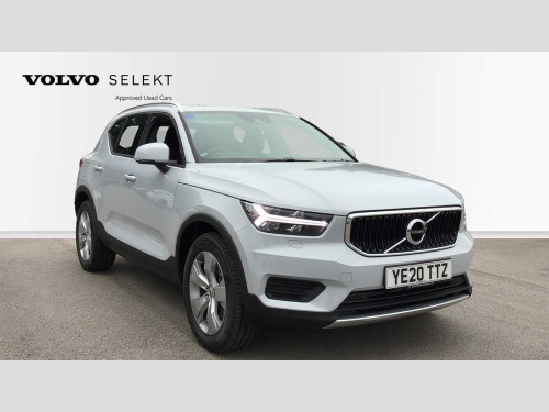 Volvo XC40  D3 AWD Momentum Automatic ( Winter Pack )