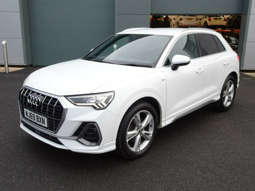 Audi Q3  1.5 TFSI CoD 35 S line Euro 6 (s/s) 5dr