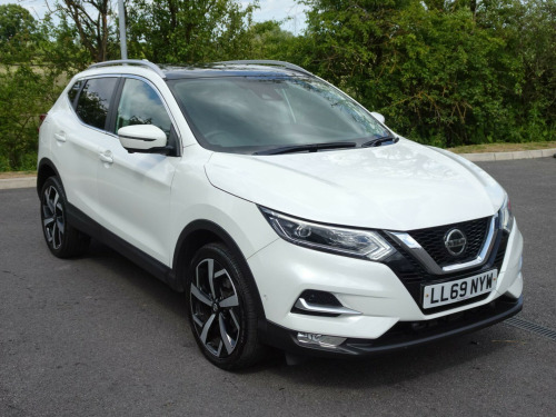 Nissan Qashqai  1.3 DIG-T Tekna Euro 6 (s/s) 5dr