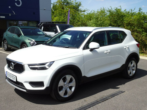 Volvo XC40  2.0 D3 Momentum Euro 6 (s/s) 5dr