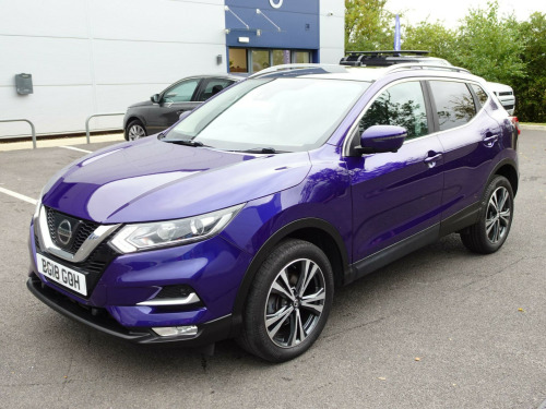 Nissan Qashqai  1.2 DIG-T N-Connecta Euro 6 (s/s) 5dr