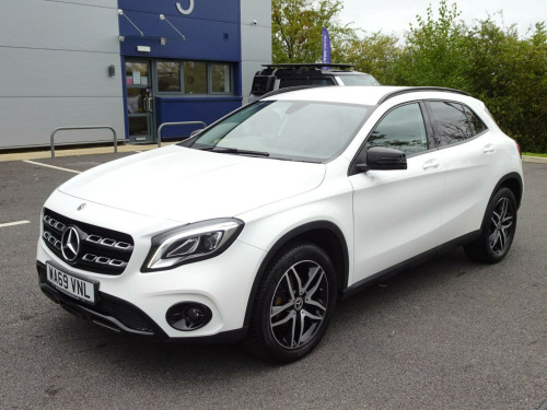 Mercedes-Benz GLA-Class GLA180 1.6 GLA180 Urban Edition Euro 6 (s/s) 5dr