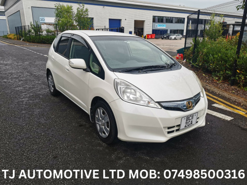 Honda FIT  1.3 HYBRID