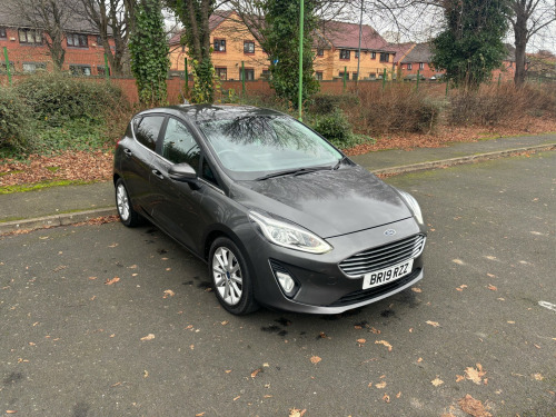 Ford Fiesta  TITANIUM 5-Door