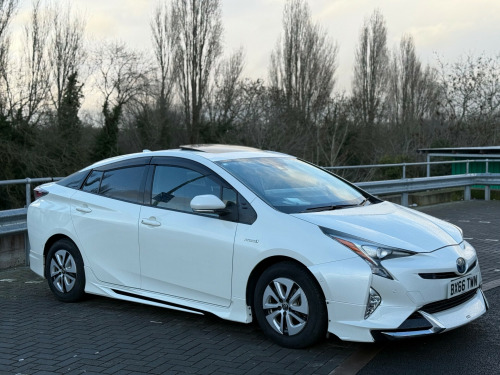 Toyota Prius  1.8 5 drs Petrol Hybrid CVT (120 g/km, 70 bhp) 