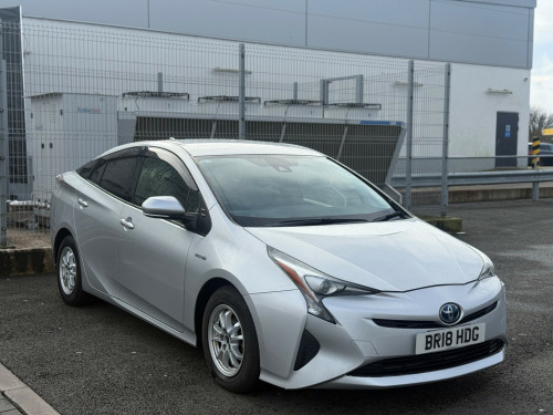 Toyota Prius  1.8 hatchback 5 door hybrid petrol 