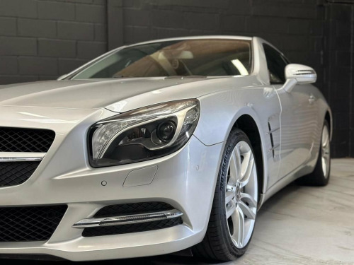 Mercedes-Benz SL-Class SL350 3.5 SL350 2d 306 BHP