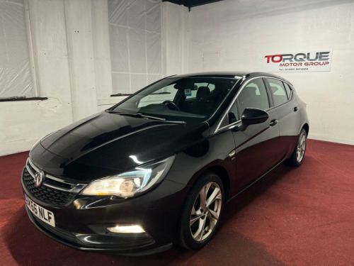 Vauxhall Astra  1.6 CDTi BlueInjection SRi Nav Hatchback 5dr Diese